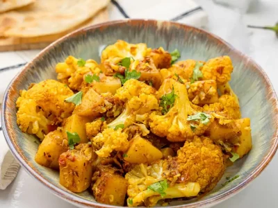 Aloo-Gobi-Piping-Pot-Curry